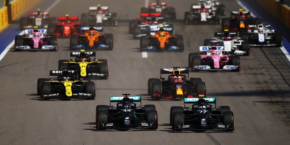 Bottas triumphiert in Sotschi - Hamilton trotz Strafe Dritter