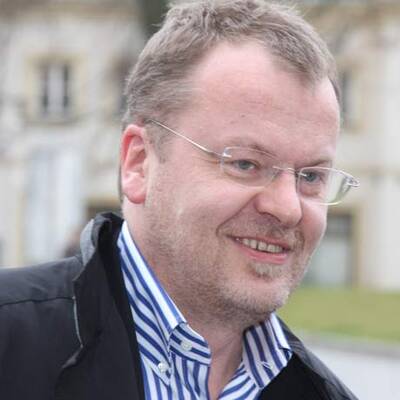 Sandra Cervik, Josefstadt-Schauspielerin