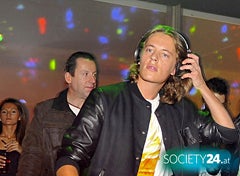 Pierre Sarkozy rockt in der Passage