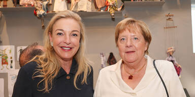 Kristina Hammer mit Angela Merkel
