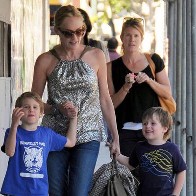 Diese Stars haben Kinder adoptiert