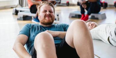 Mann trainiert im Gym SIDT KW 27.04.-03.05. ADV 2