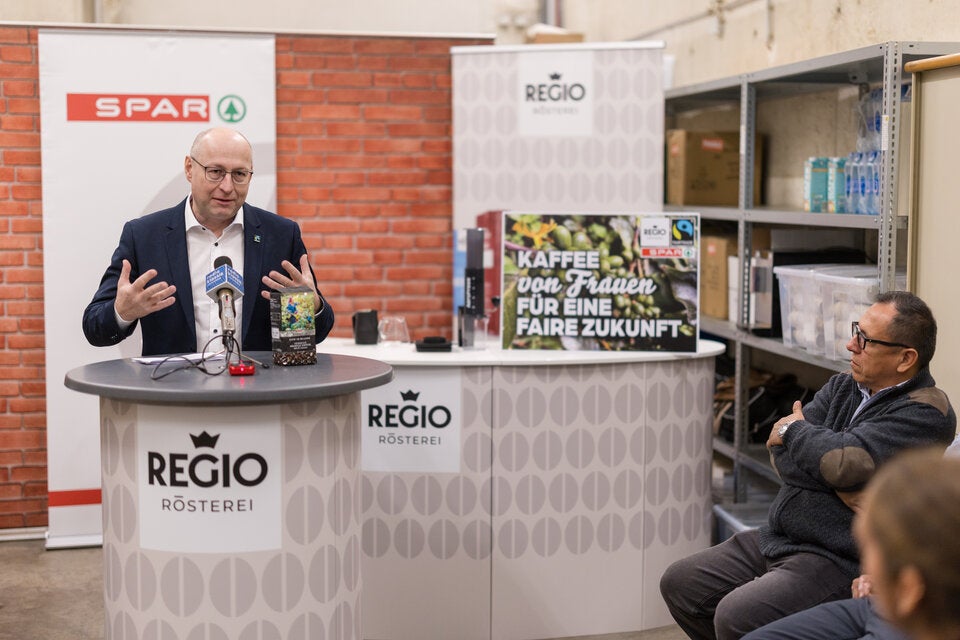 Fairtrade-GEschäftsführer Hartwig Kirner