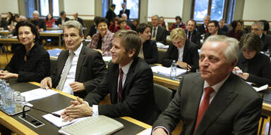 Neue Regierung wehrt sich gegen Kritik