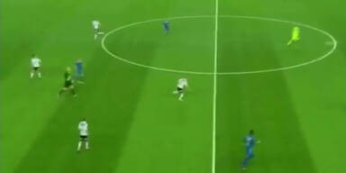 Unglaublich - Kopfballtor aus 57 m