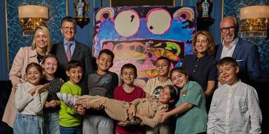 Streng limitierte Sacher-Torte: Dieses Monster hat ein Herz f&uuml;r Kinder