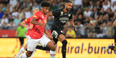 Super-Bullen bitten Sturm zum Tanz