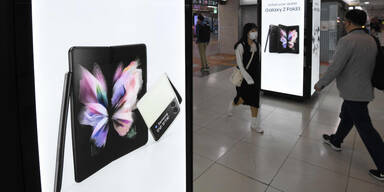 Samsung sahnt mit Falt-Handys ordentlich ab
