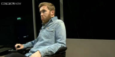 Samuel Koch meldet sich auf Bühne zurück