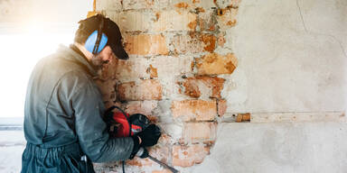 Das steckt hinter den Zwangssanierungs-Pl&auml;nen der EU