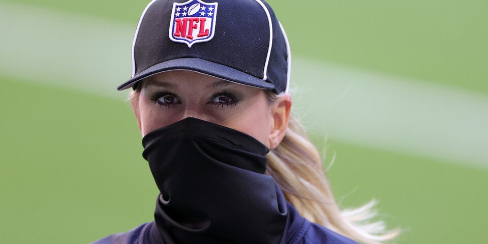 Premiere: Erste Schiedsrichterin im NFL-Endspiel
