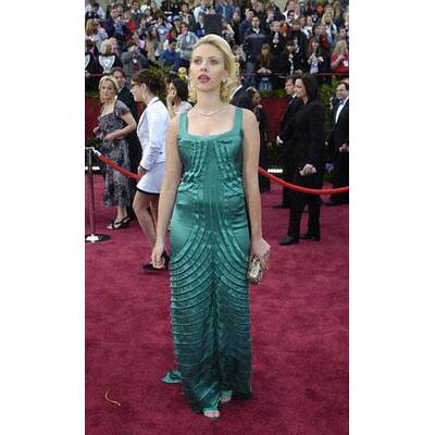 Scarlett_Johansson_Hollywood04