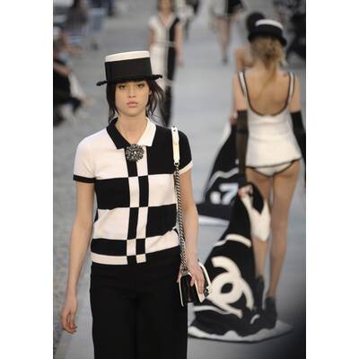 Voting: Chanel Collection Croisiere 2011