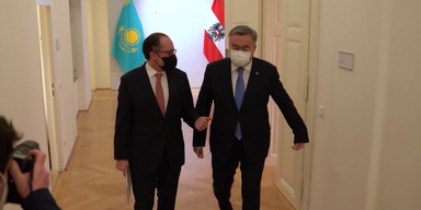Schalli und Kasachstan.png