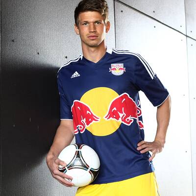 Die neuen Dressen der Bundesliga