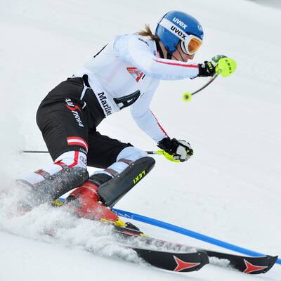 WM-Wunder! Schild startet im Slalom