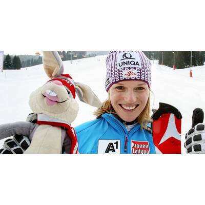 WM-Wunder! Schild startet im Slalom