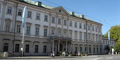 Schloss-Mirabell-schr&auml;g.1