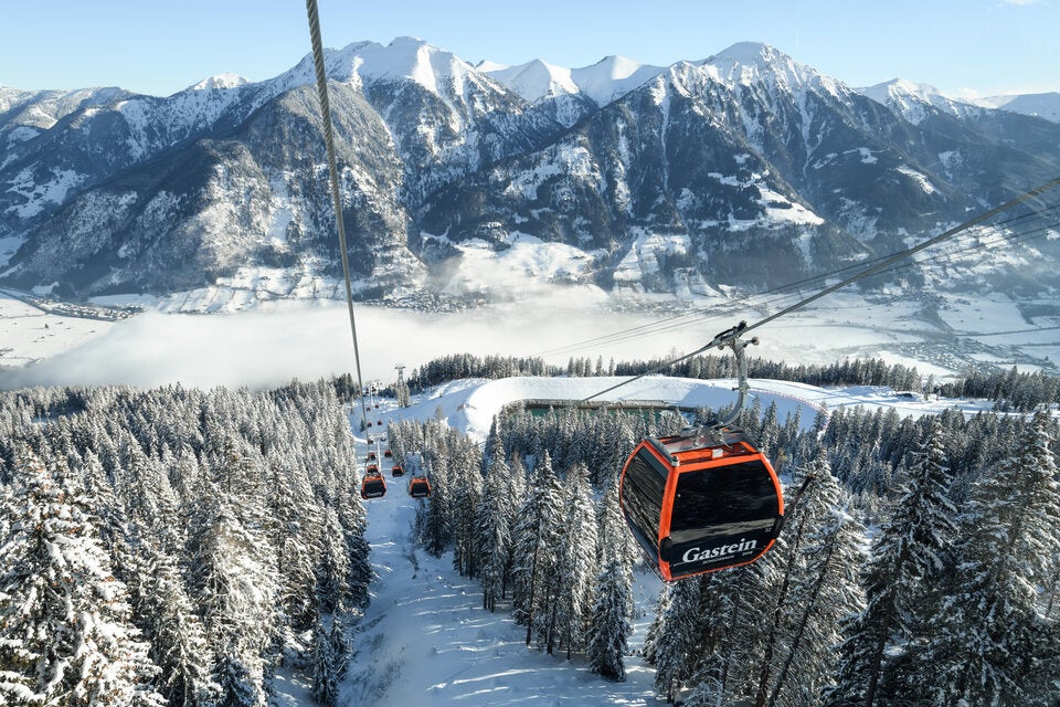 SkiGebiet. Schlossalmbahn in Bad Hofgastein erschließt das Skigebiet Angertal – Stubnerkogel.