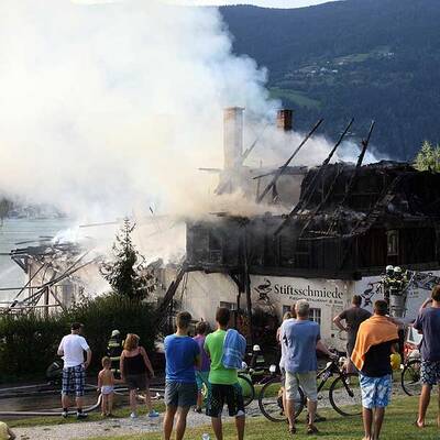 Hier brennt die Stiftsschmiede in Ossiach ab