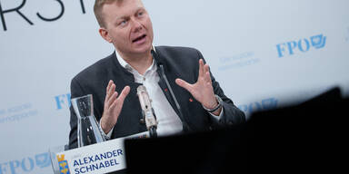 "Wolfstop"-Fallent: Fahrl&auml;ssige Wildtierpolitik