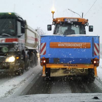 Österreich versinkt im Schnee