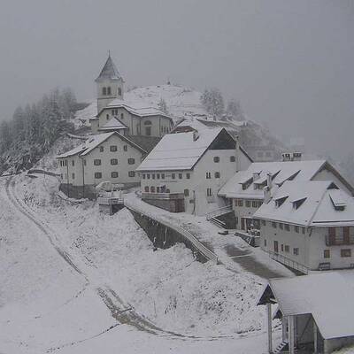 Es schneit in Österreich