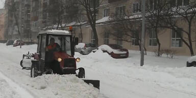 Neuschnee: Moskau komplett eingeschneit