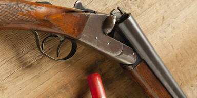 Schrotflinte Tisch