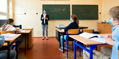 Lockdown: Direktorin ermuntert Eltern, Kinder weiter in Schule zu schicken | Lockdown-Boykott