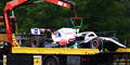Mick Schumacher rast in Reifenstapel