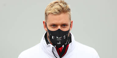 Schumi-jun mit Maske