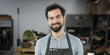 Schwarz Philipp, COMAKE Schuhe, Inhaber