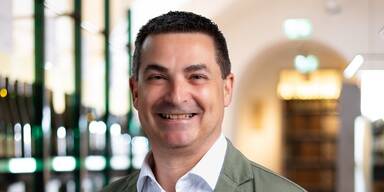 Schwarz Wolfgang, Gesch&auml;ftsf&uuml;hrer, Ursin Haus Vinothek & Tourismusservice GmbH