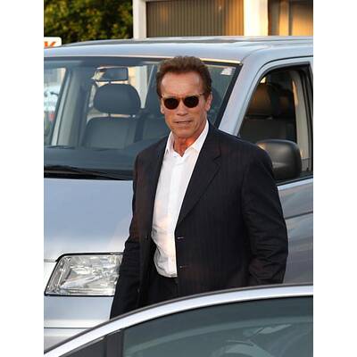 Arnold Schwarzenegger in Wien gelandet