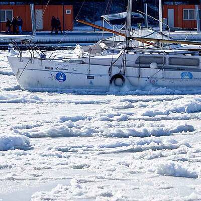 Das Schwarze Meer ist jetzt ein Eismeer