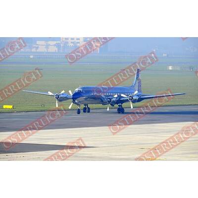 Demi Moore & Ashton Kutcher: Ankunft in Linz