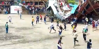 Kolumbien Trib&uuml;ne Einsturz