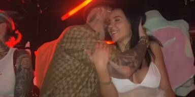 Nach Dschungel: Hei&szlig;e K&uuml;sse zwischen Mike und Leyla