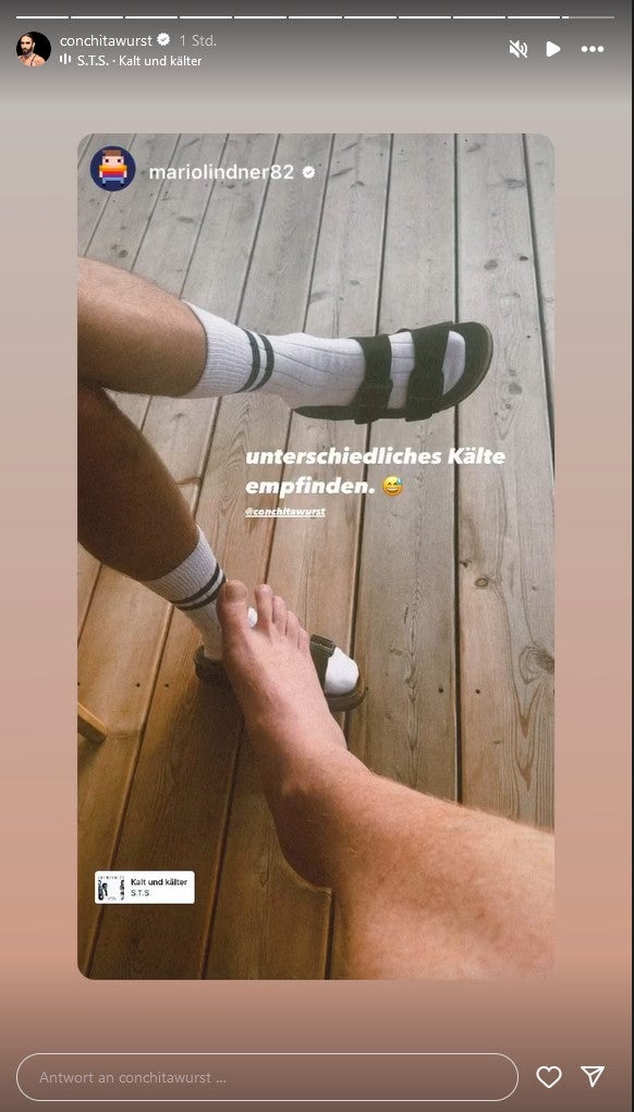 Mario Lindner zeigt, dass er wieder einmal mit Conchita urlaubt