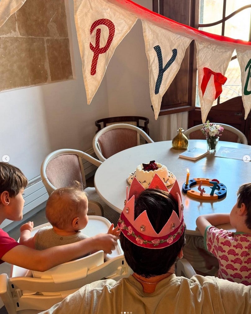 Daniel Brühl zeigt sein Familienglück auf Instagram.