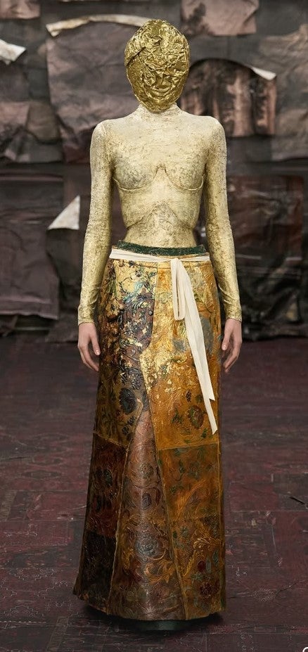 Debüt für Maison Margiela: Glenn Martens liefert ein düsteres Meisterwerk