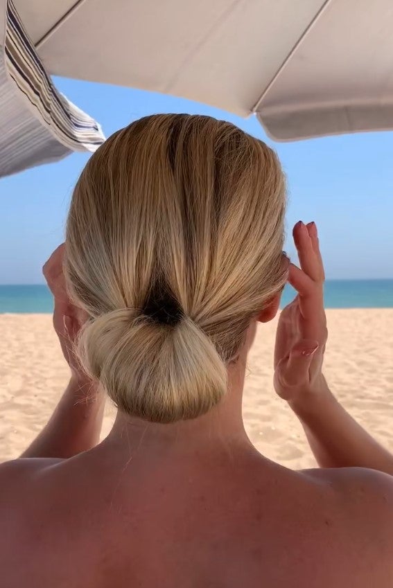 Schöne & schützende Strandfrisuren: Die 5 besten Looks am Meer