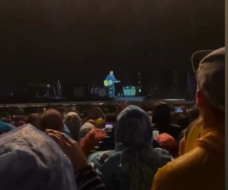 Fans ließen sich vom Regen nicht stören - der 