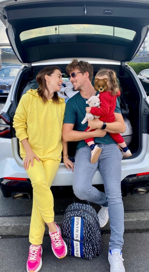 Renata und Valentin Lusin mit ihrer Tochter Stella