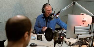 Armin Wolf mit Wanda