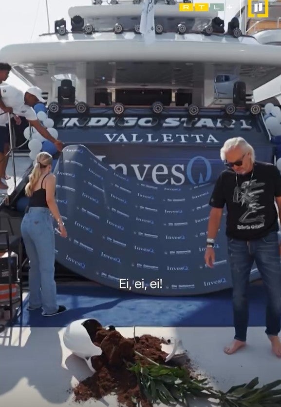 Wieder einmal herrscht Chaos auf der Yacht. 