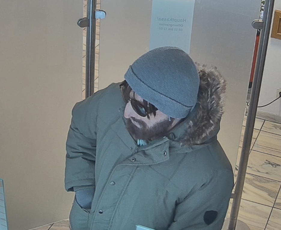 Fahndung: Raubüberfall auf Bank im Bezirk Klagenfurt Land