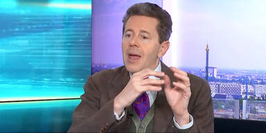 WKO-Pr&auml;sident Harald Mahrer bei oe24.TV