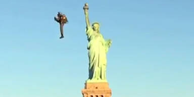 Mit dem Jetpack um die Freiheitsstatue